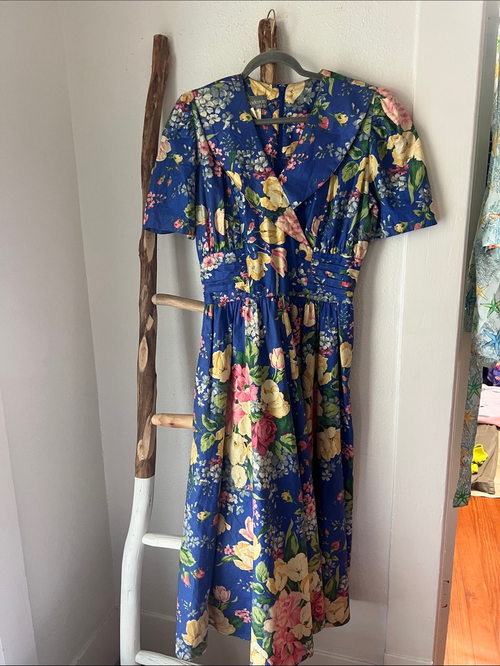 Vintage 80s Cottagecore Blue Floral Short Sleeve Cotton Maxi Dress with V-Neck L